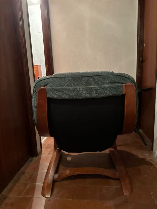 Cadeirão em pele de pêssego