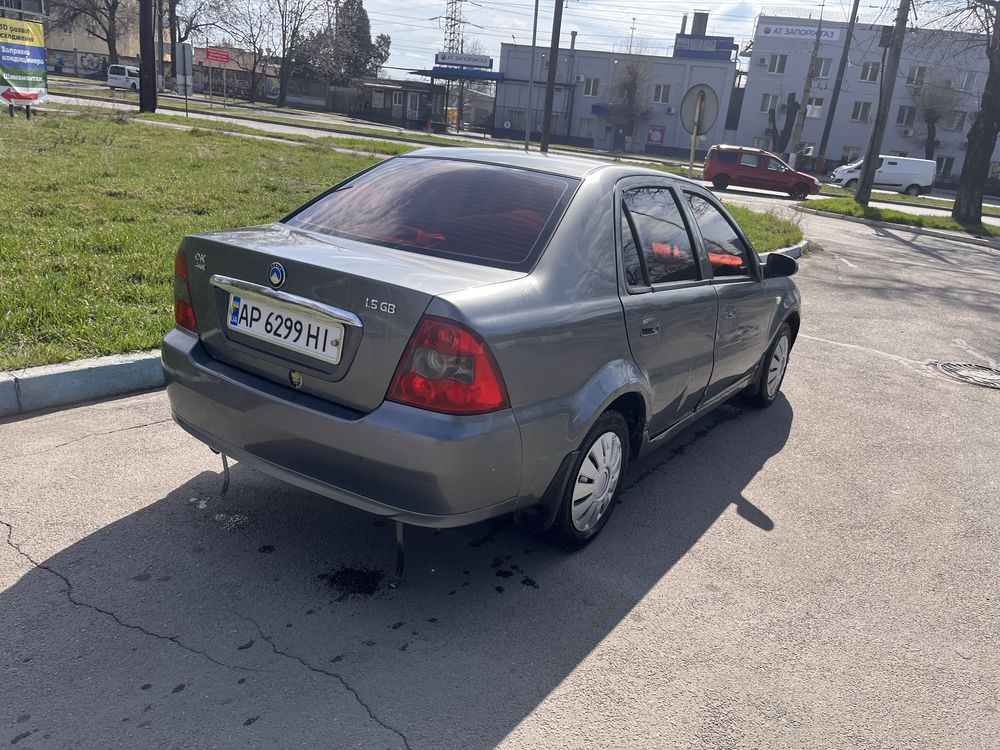 Продам  или обмен на дачу Geely MR 2011