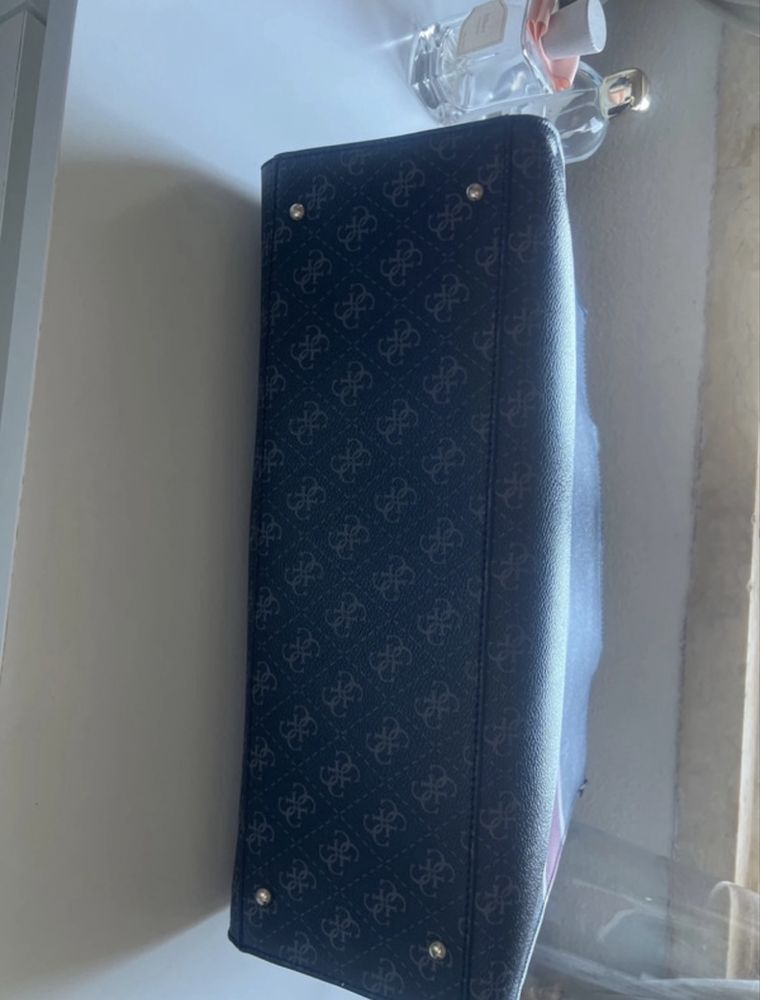 Mala tote Guess