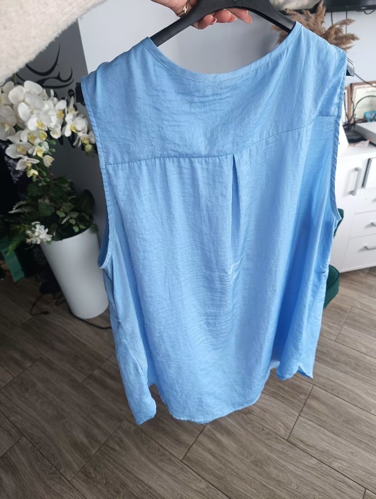 H&M błękitny top r48