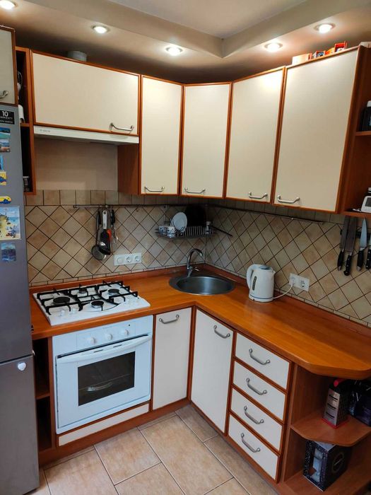 Продам 3-ну квартиру, євроремонт, Борщагівка, вул. Зодчих, 56