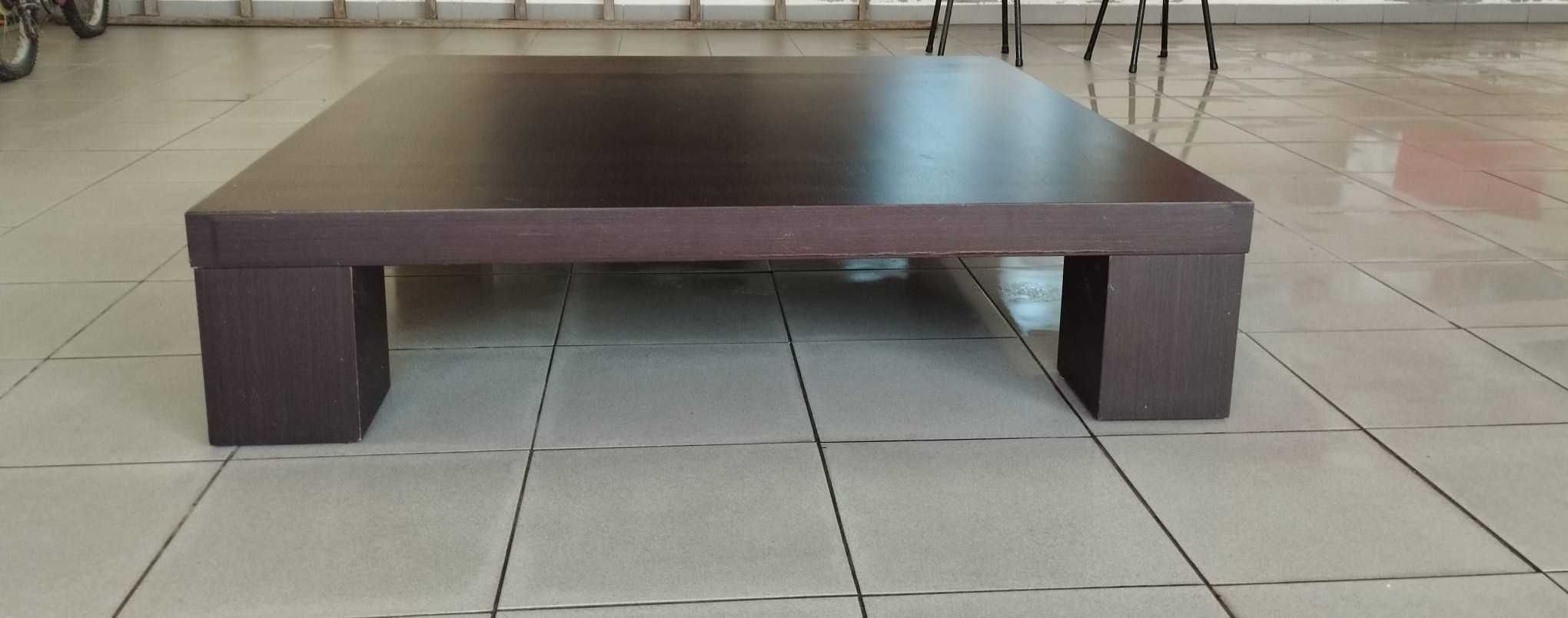 Mesa de Centro em wengue