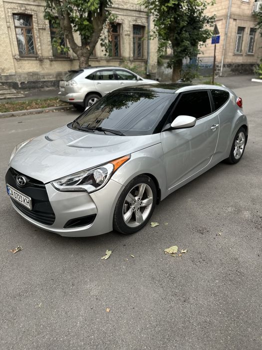 Hyunday Veloster