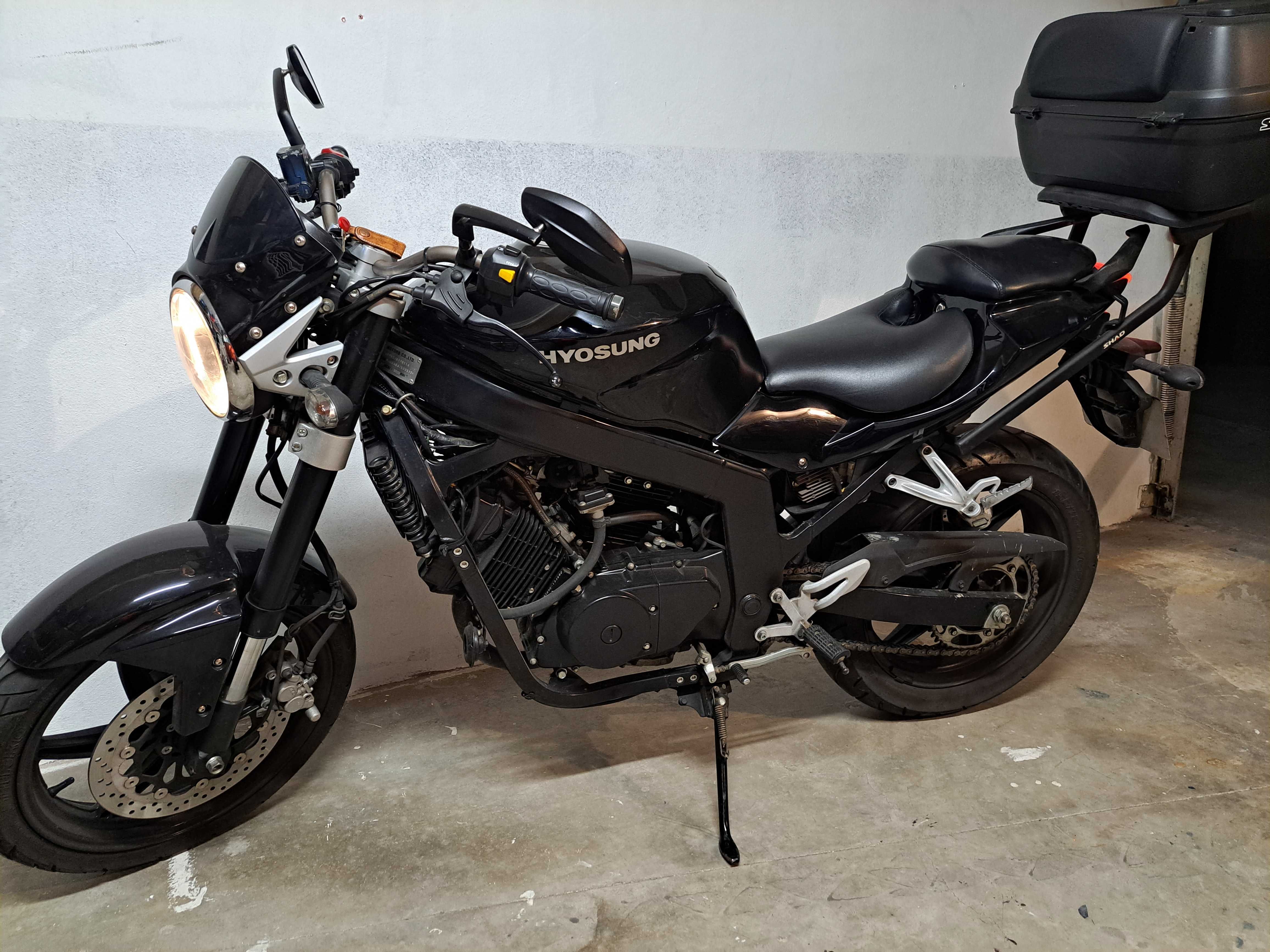 Moto hyosung completamente nova