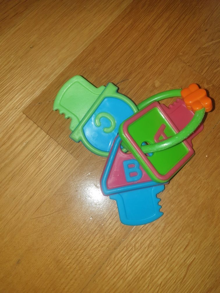 Zestaw fisher price telefon klucze