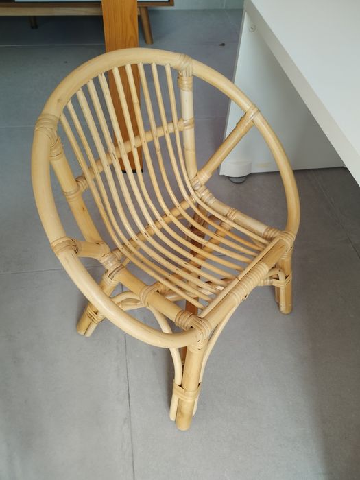 Mesa e cadeira verga criança