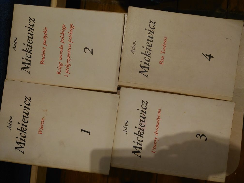Mickiewicz - 4 różne książki