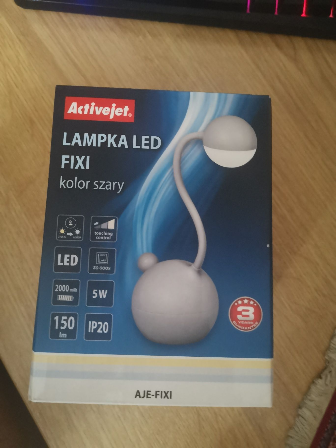 Lampka led do pokoju dziecka lub na biurko. Wbudowany akumulator