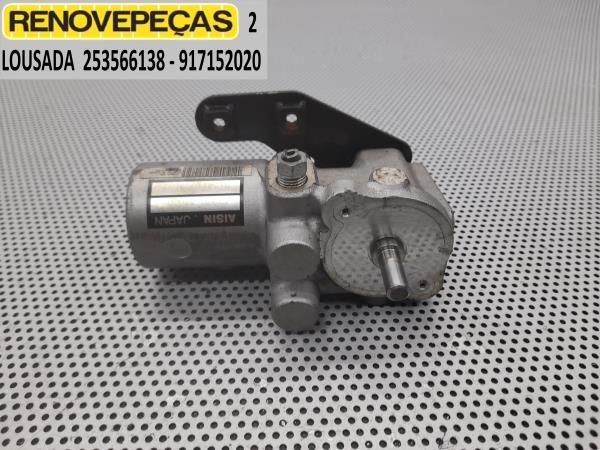 Depressor dos travões / bomba de vácuo TOYOTA Prius Hatchback (_W2_)