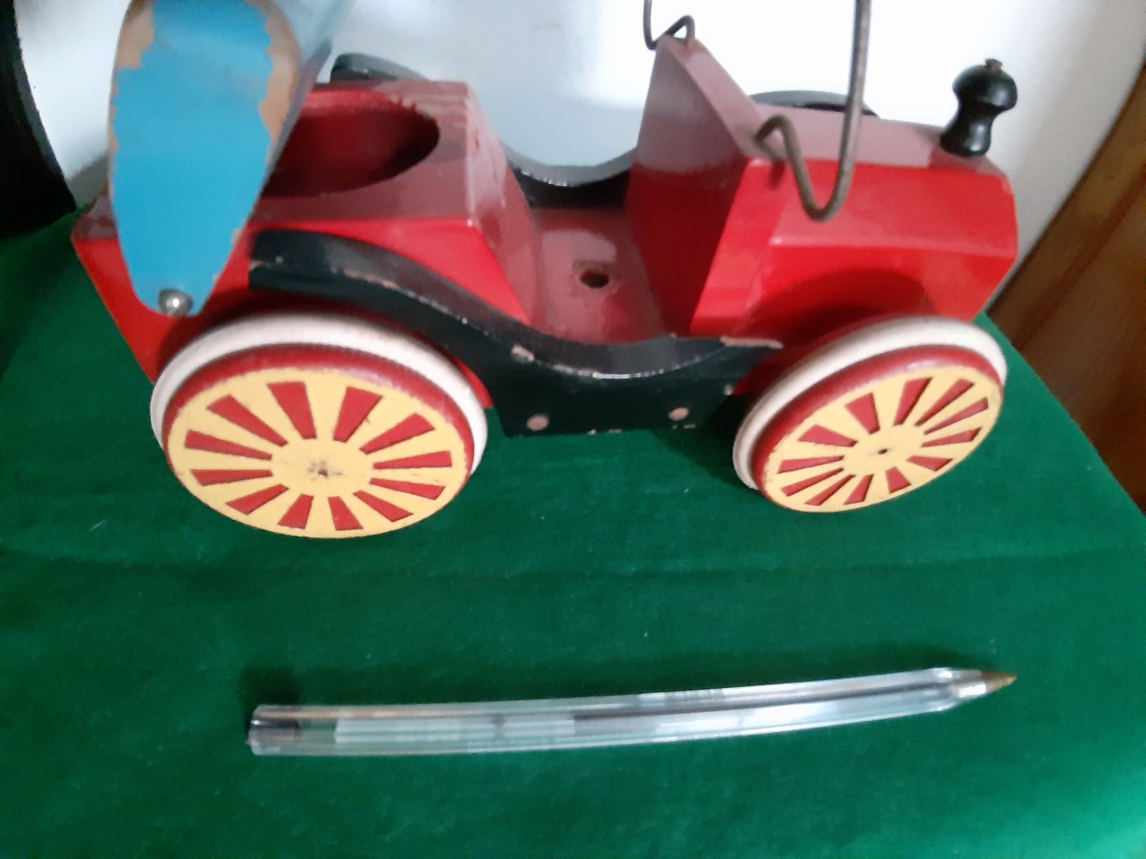 Brinquedo antigo