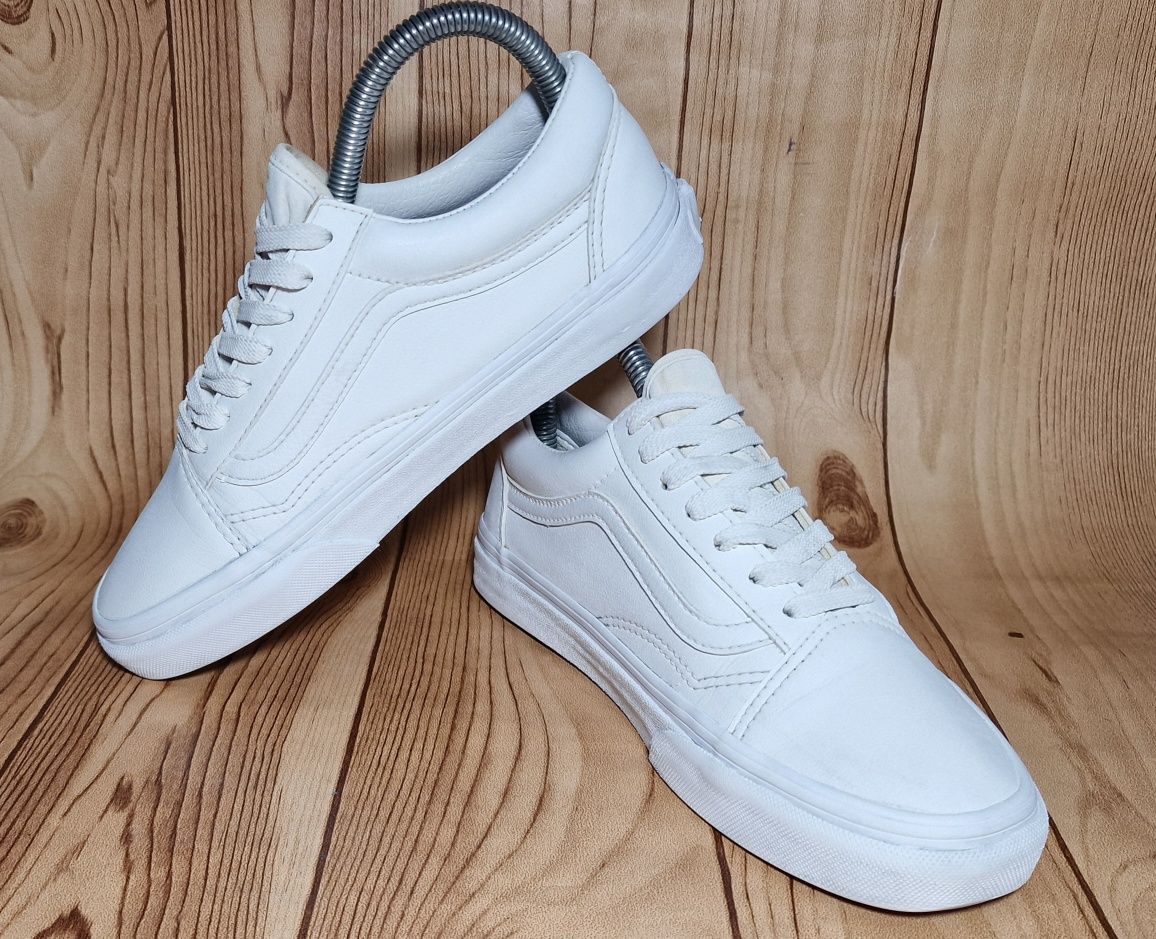 Кожаные кроссовки Vans 36 размер