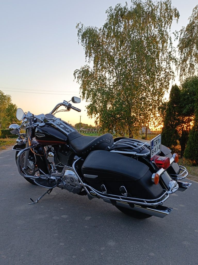 Harley Davidson Road King.Zadbany,doinwestowany.Oplaty ważne do 2025.