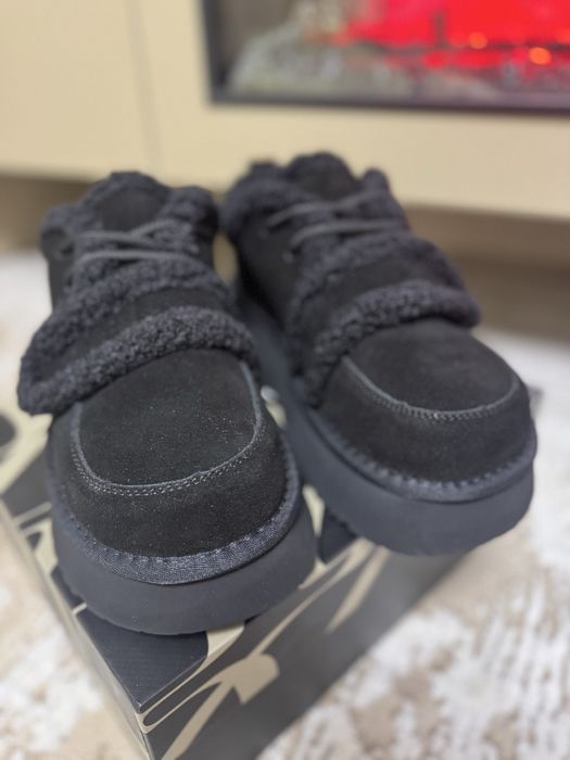 Натуральні анатомічні черевички уггі