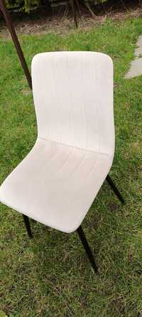 Krzesło welurowe beżowe