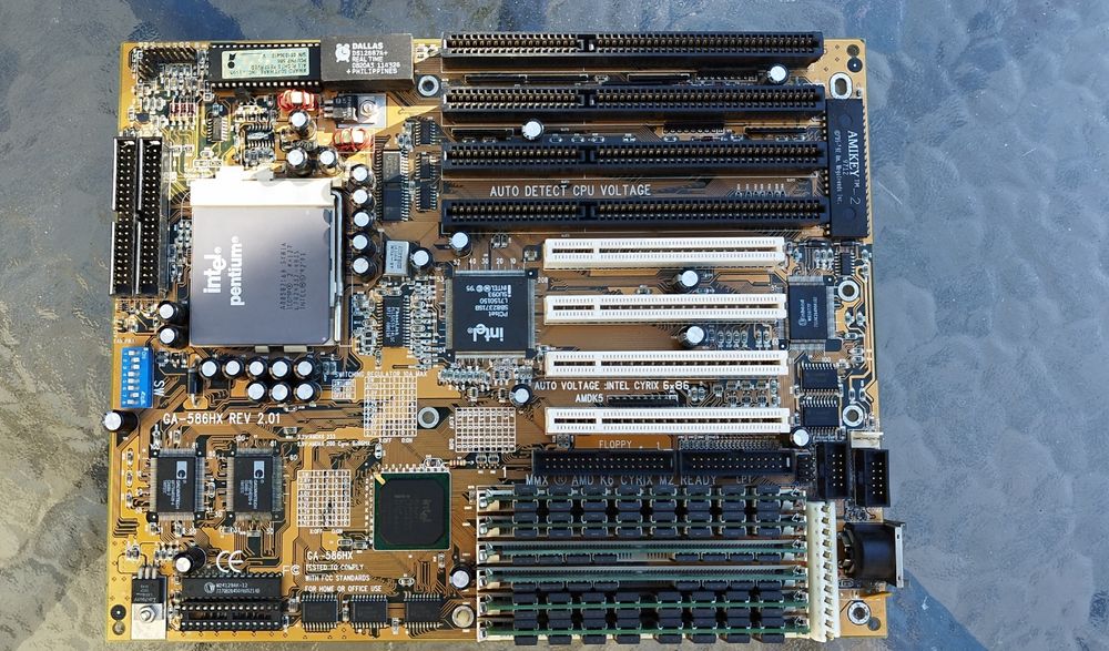 RETRO Plyta Główna Ga-586HX rev 2.01 z Intel Pentium 166mhz