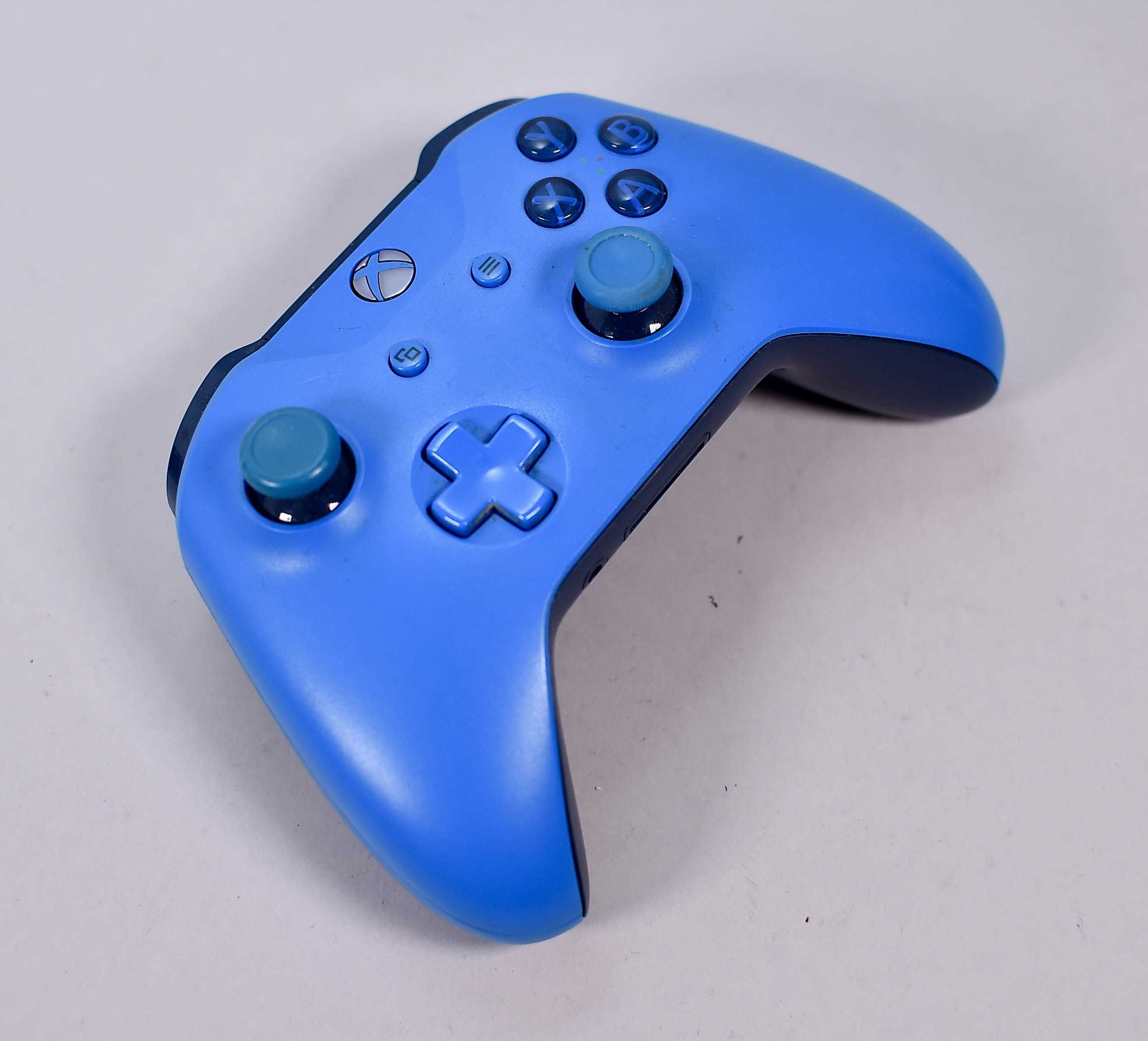 Kontroler Pad Xbox ONE Model: 1708 Niebieski (0005)