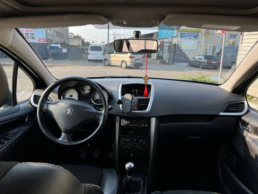 Peugeot 207 1.6.