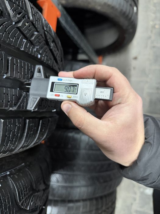 Шини Резина Зима 225/55 R16 99H Pirelli Sottozero Winter 210
