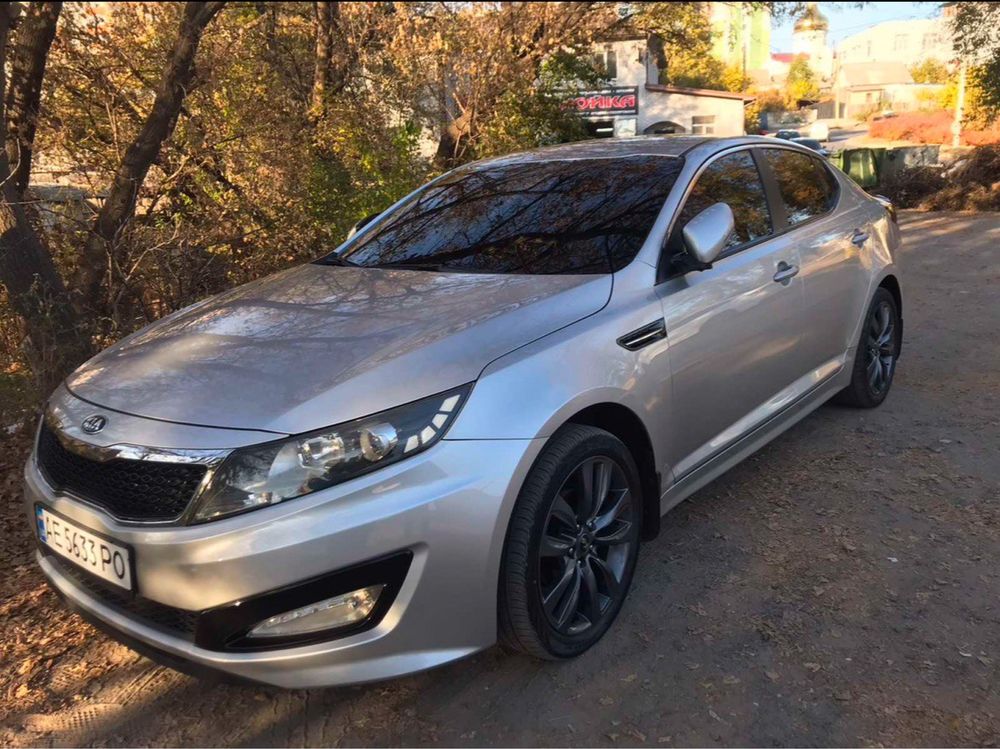 Продам KIA K5 2012 год