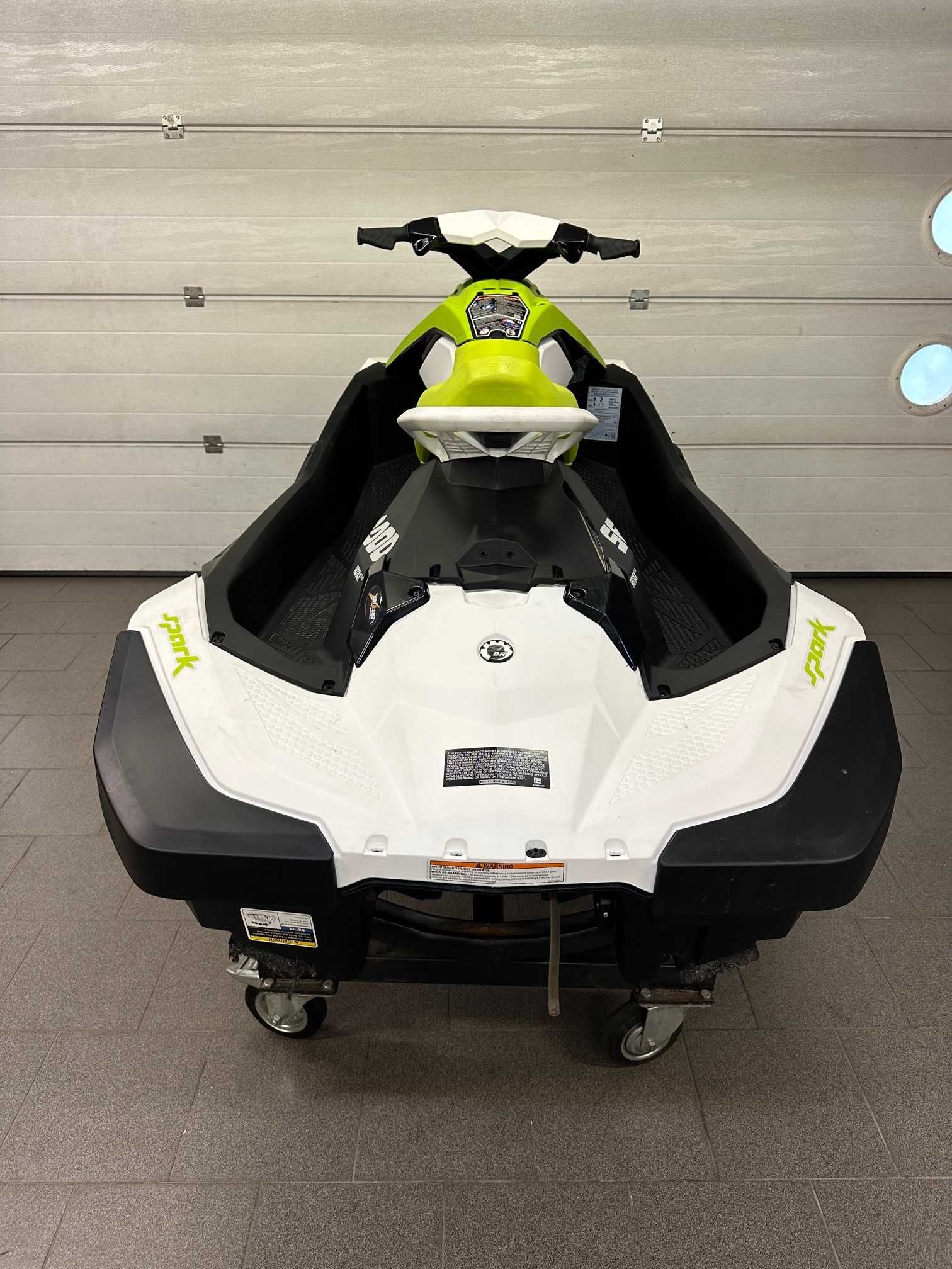 Skuter wodny Seadoo Sea doo SPARK  NOWY 2023 Kadłub kompletny !!