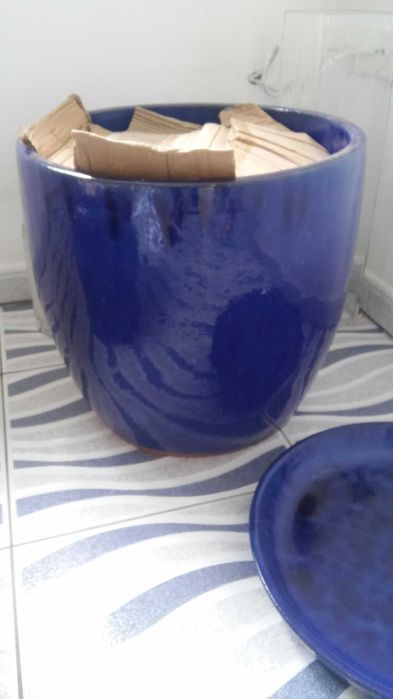 Sprzedam donice kobaltowe, ceramiczne