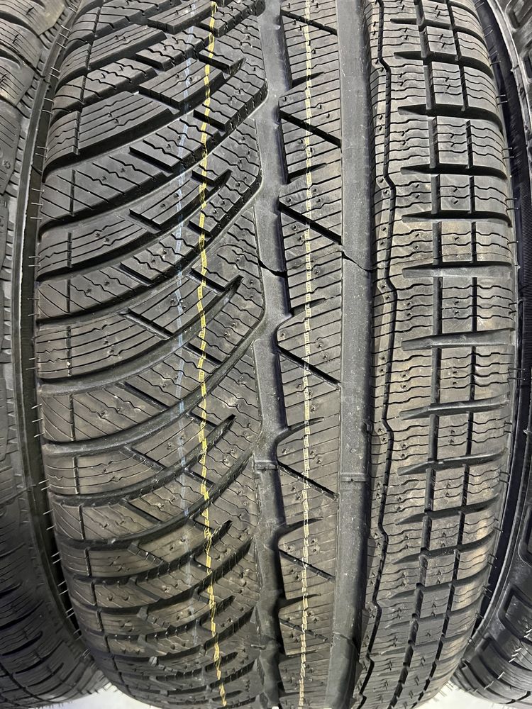 245/45/18 R18 Michelin Pilot Alpin PA4 4шт новые зима