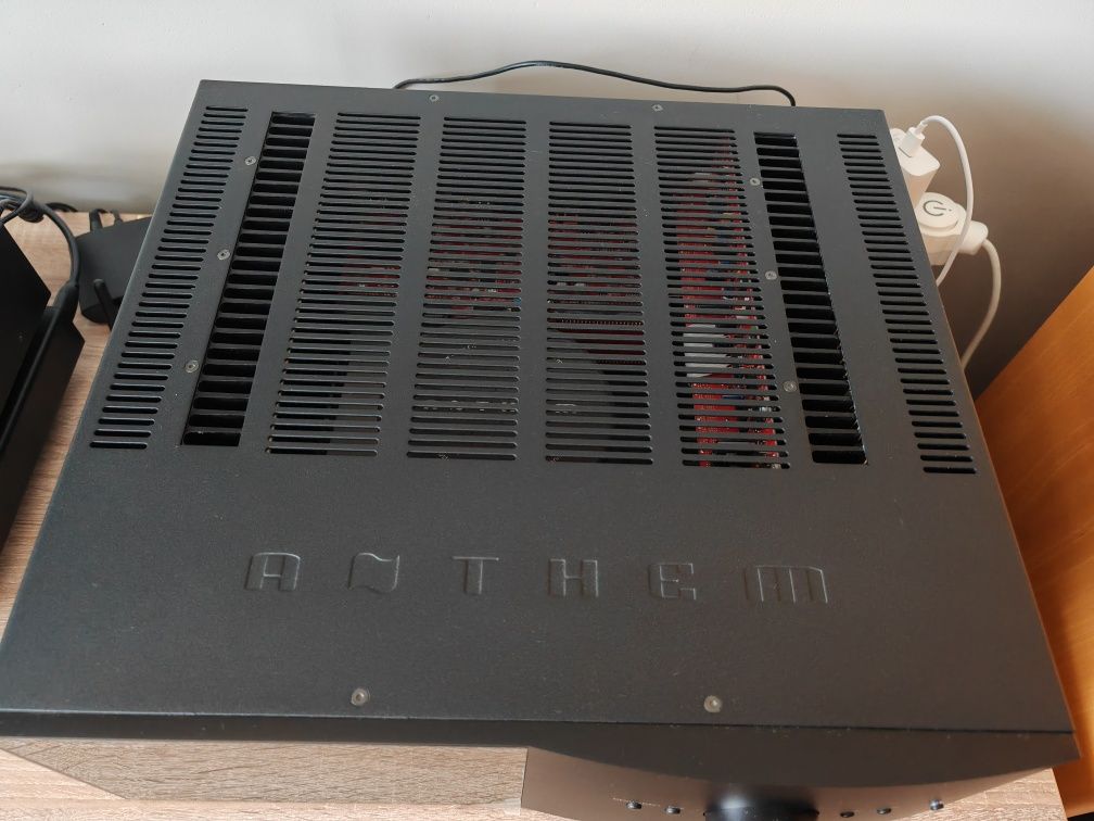 Anthem STR Integrated amplifier 2 letni jak nowy połowa ceny