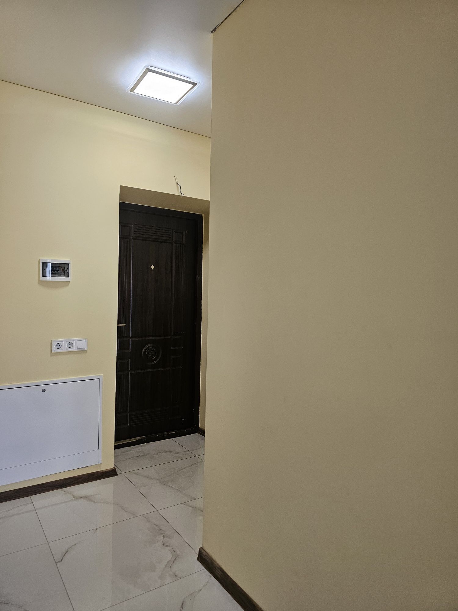 Продам 1-кімнатну квартирув новому будинку в центрі