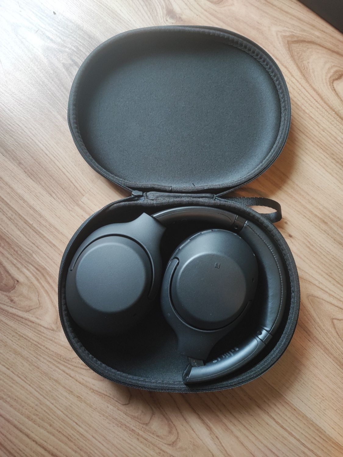 Pokrowiec twardy etui futerał do słuchawek Soundcore Sony inne