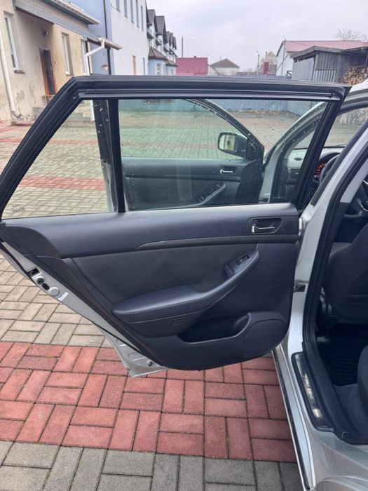 Toyota Avensis 2.0 D4D для ЗСУ