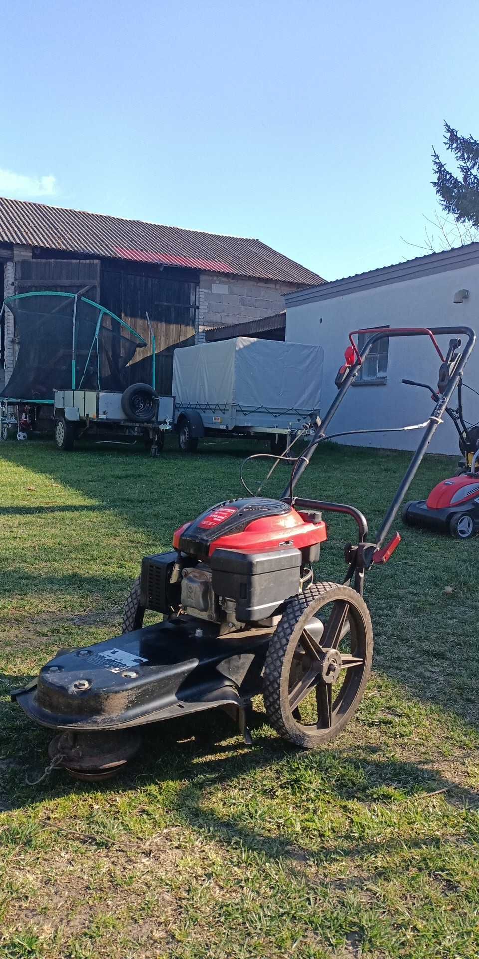 Spalinowa kosiarka żyłkowa Faworyt DK560C