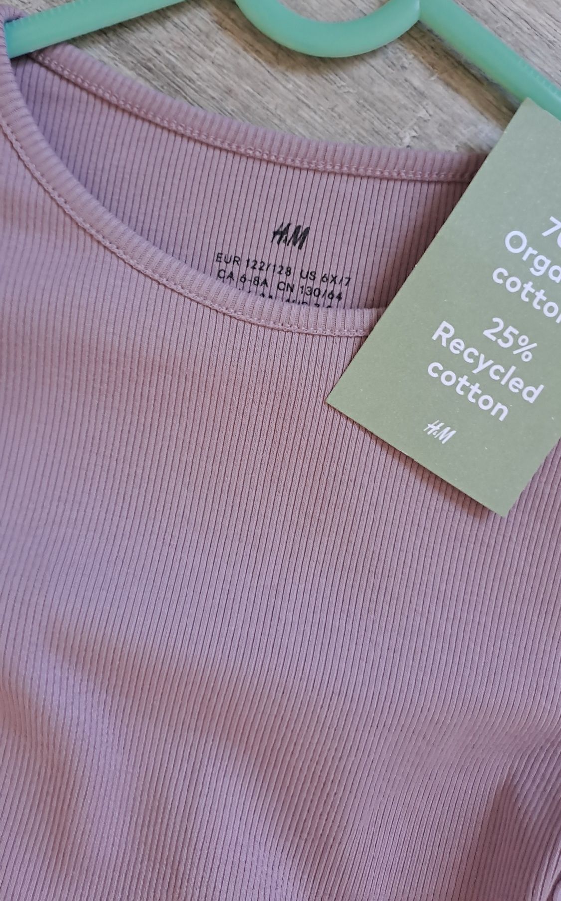 Nowa prążkowana sukienka H&M