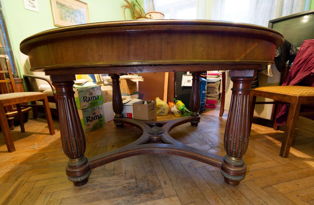 Zabytkowy stół francuski z lat 20-tych XXw.