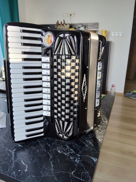 Akordeon Niulux  casotto