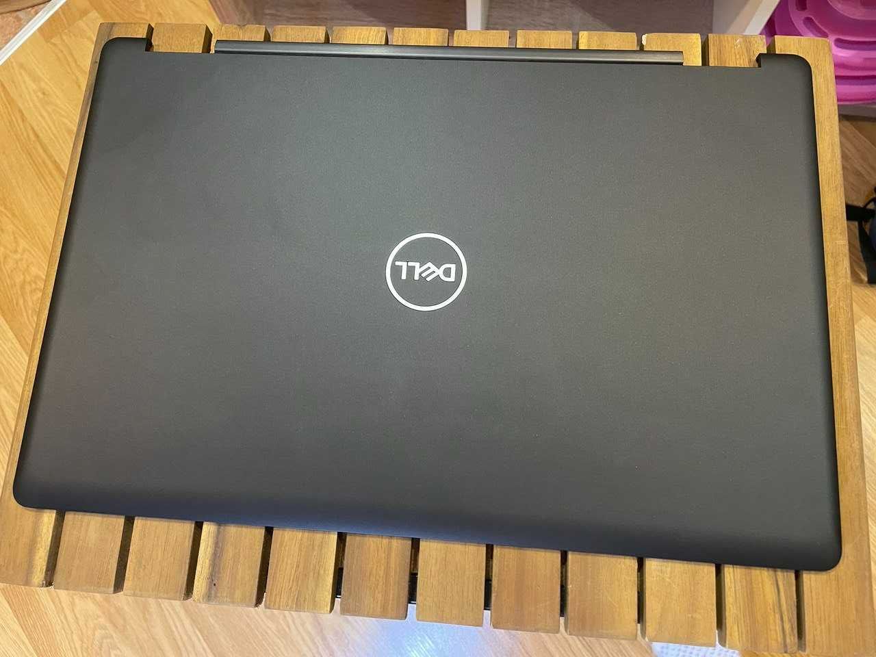 Крышка матрицы / верхняя крышка Dell Latitude 5590 5580 5591