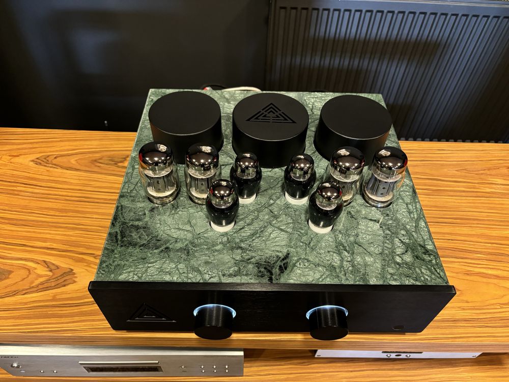 Wzmacniacz lampowy - Sonar Audio model X - KT88