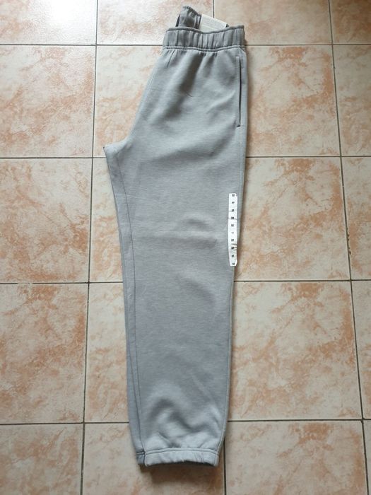 Нові з бірками штани джогери H&M, розмір М