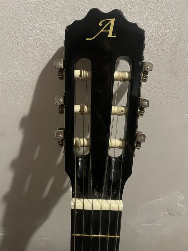Gitara bardzo dobra