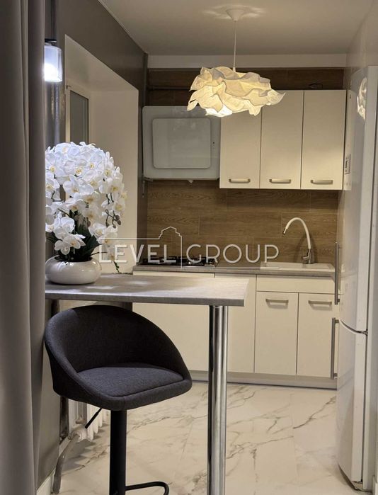 Продаж Київ, Шевченківський район, Берестейський проспект, 7б