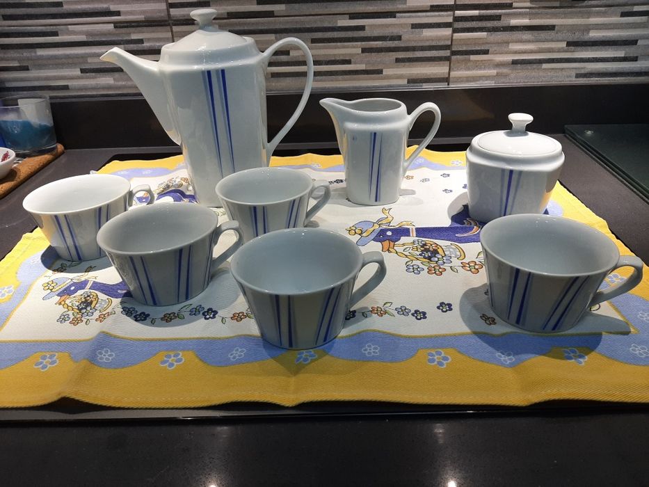 Vende se conjunto de chá