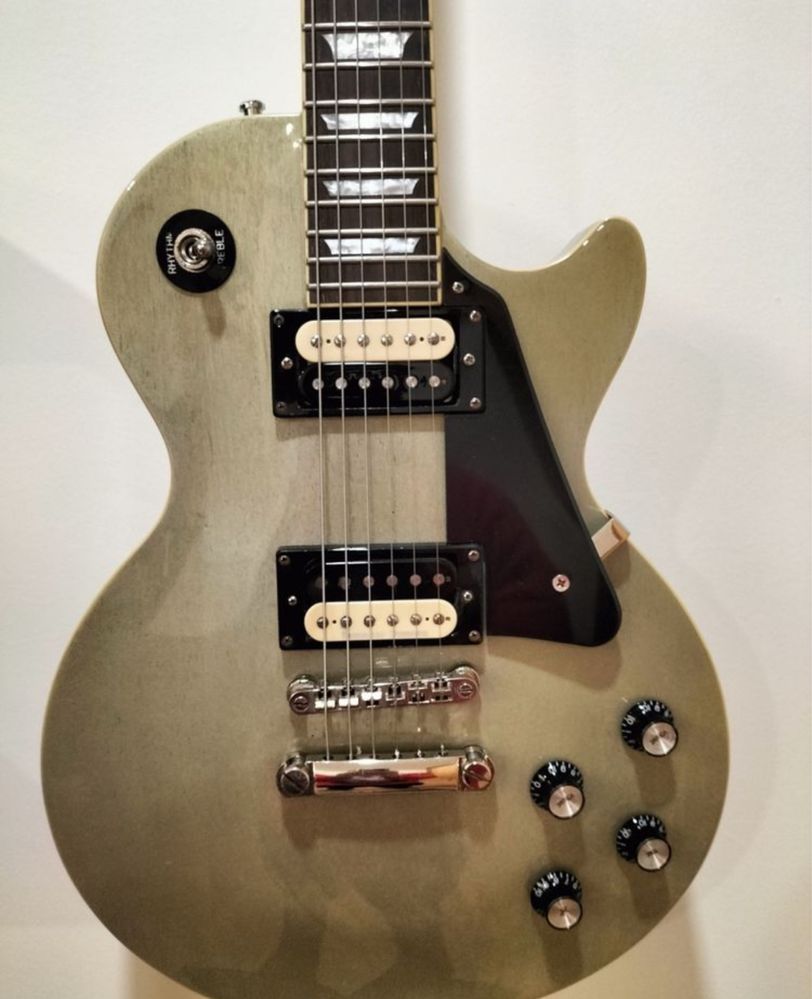 epiphone les paul standard