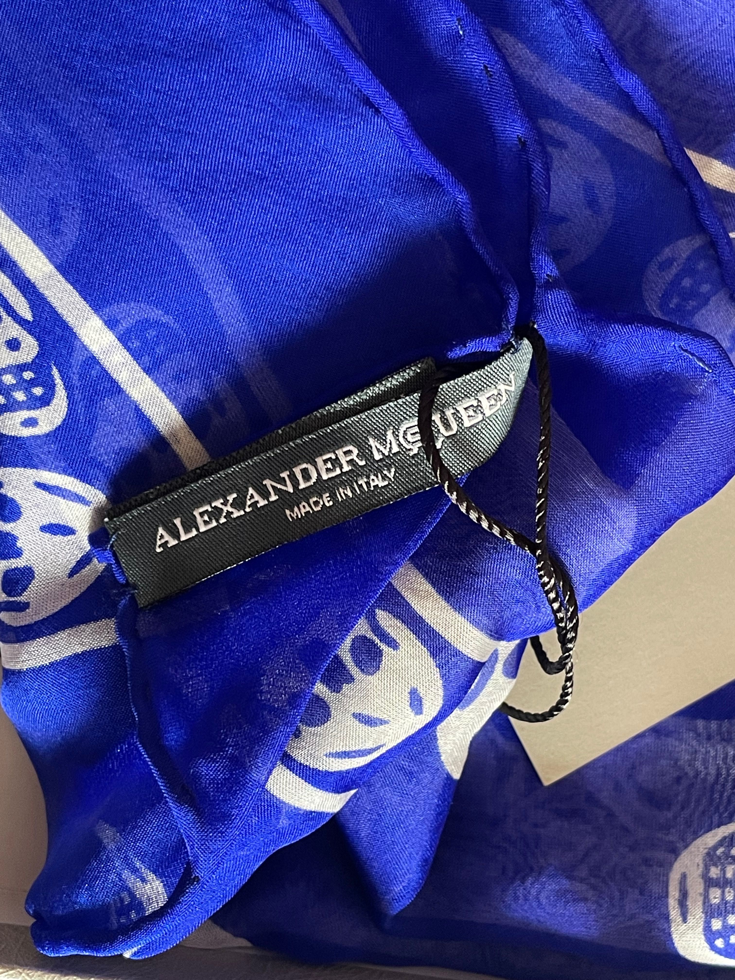 Оригінальна хустинка Alexander McQueen