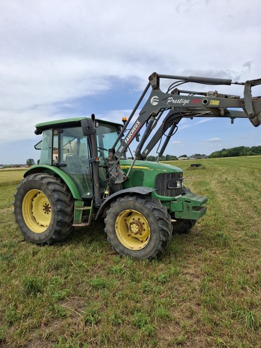 John Deere 5820 92km