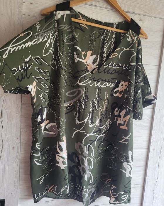 Śliczna bluzka River Island 3XL print odkryte ramiona