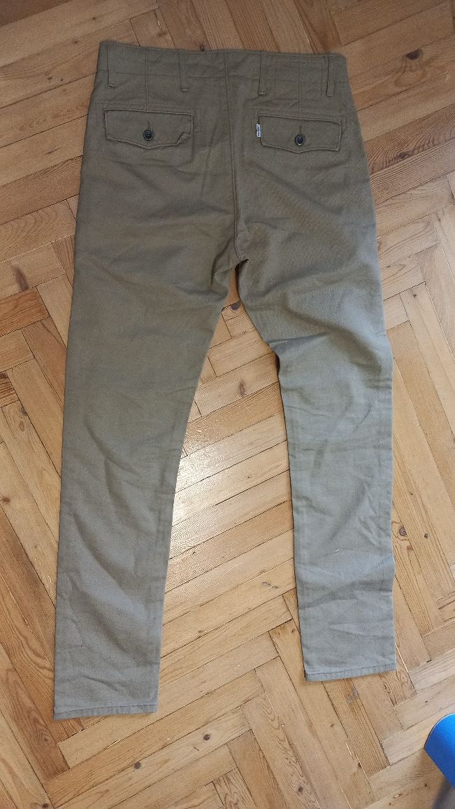 Штани чіноси Levis 29/32 xs/s