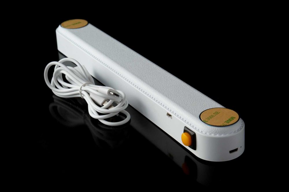 Автономна лампа на акумуляторі