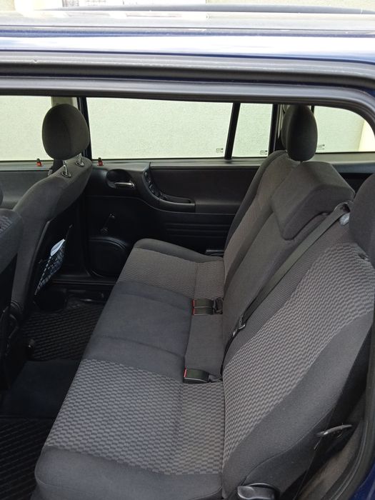 Опель Зафіра А 1,8 бензин 2005 рік