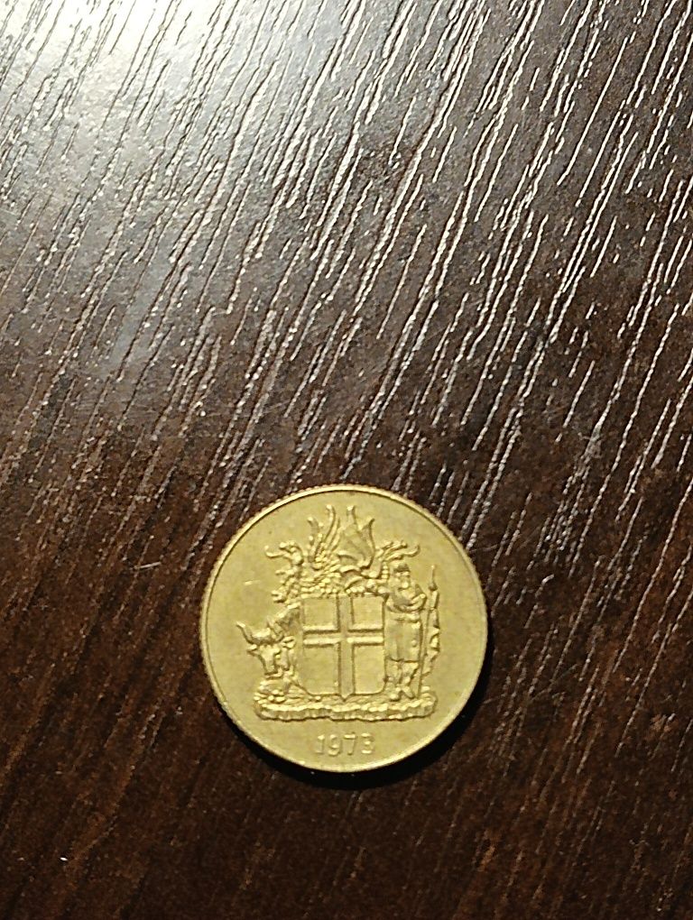 Лот монет франк цент алжирский динар .