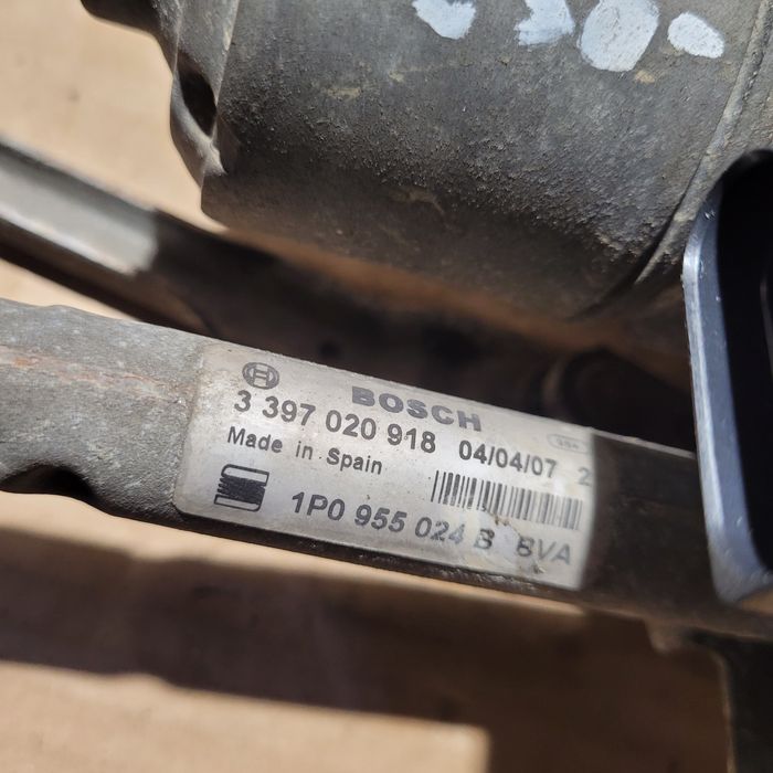 Mechanizm wycieraczek przód prawy seat Leon II 2007r