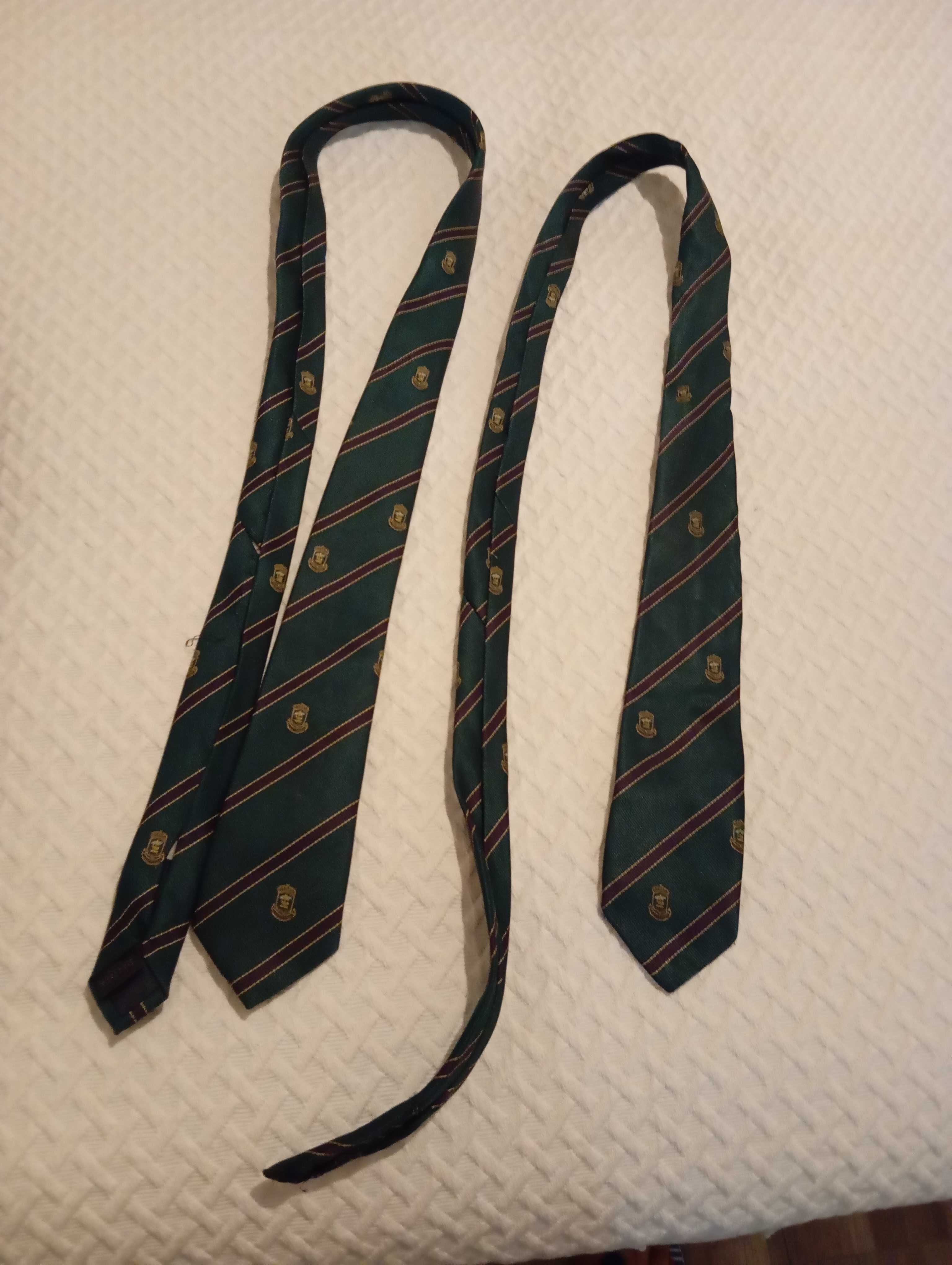 Gravata uniforme St Peters School